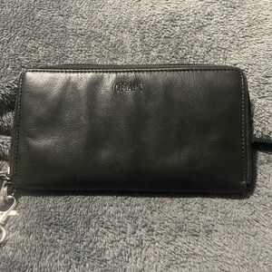 Chaps genuine leather wallet wristlet